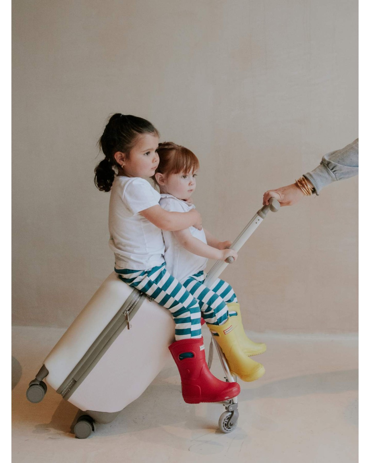 Maleta Carry On Con Asiento Para Niños On Board - Rosa